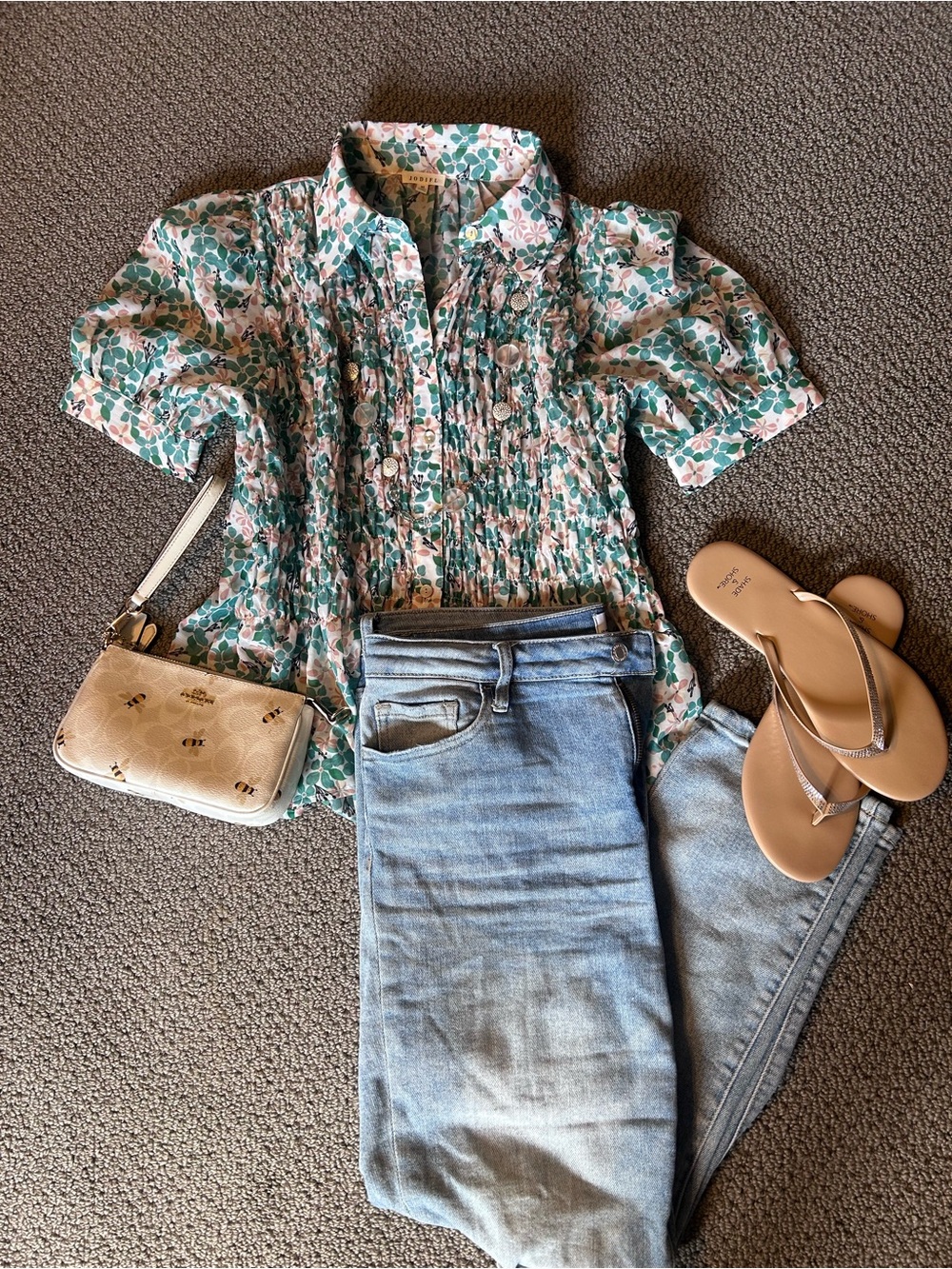 JODIFL Green & Pink Smocked Floral Peplum Blouse - Picture 11 of 11